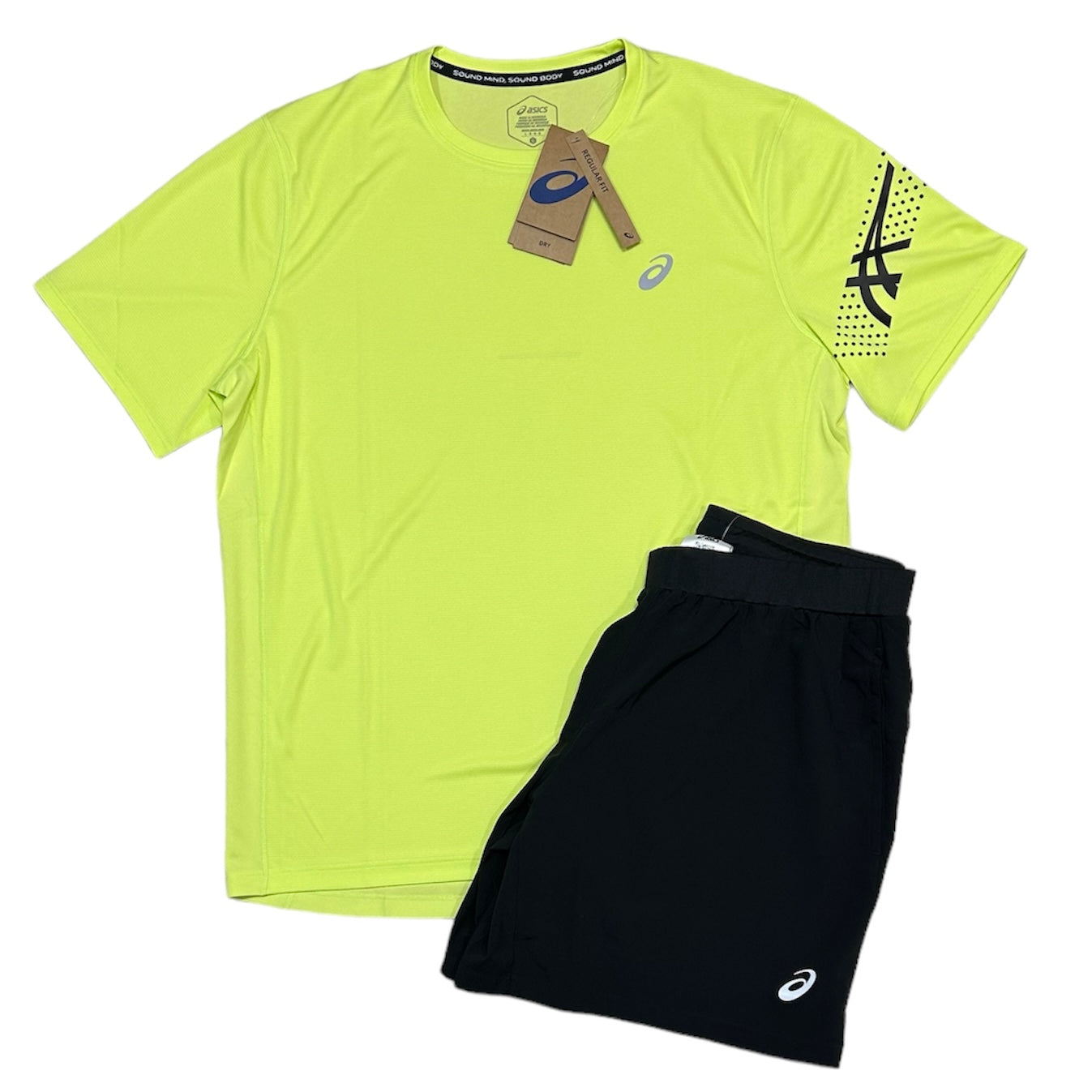 ASICS Acclerate Jacket, T-Shirt & Shorts