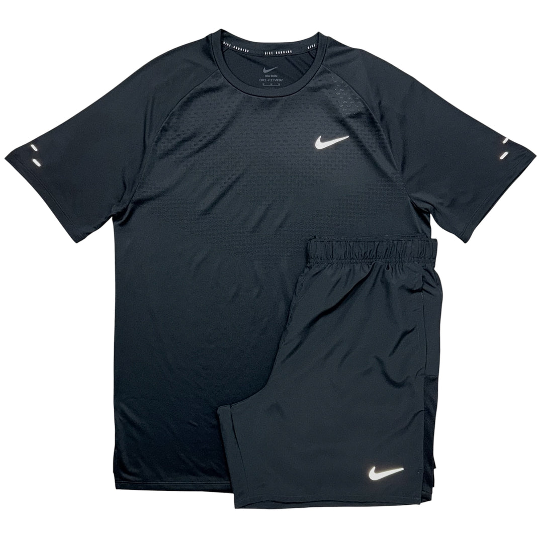 Nike ADV Stride T-Shirt & 7in Challenger Shorts ‘Black’